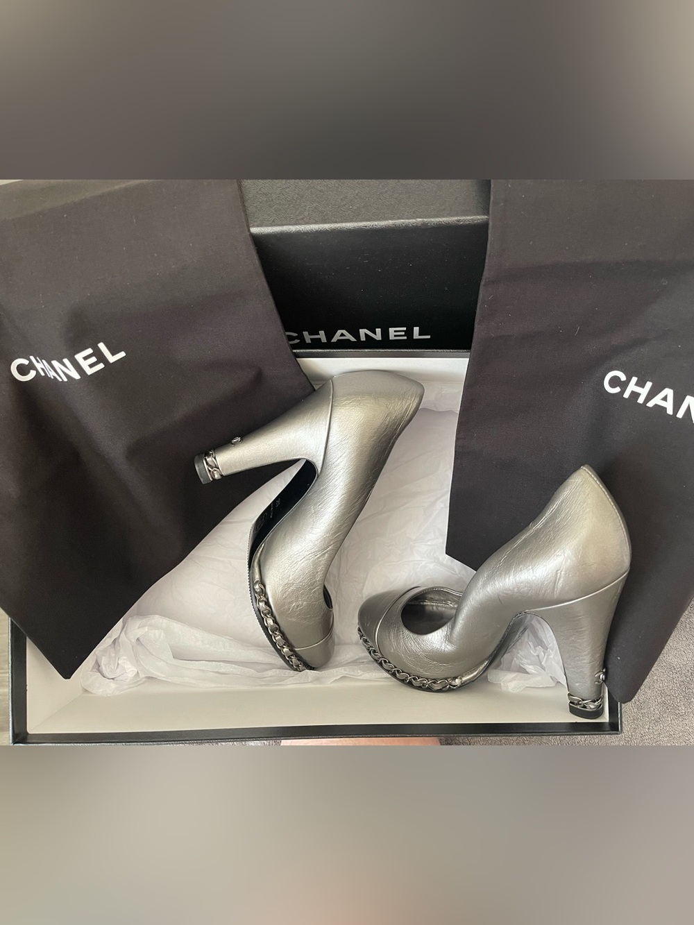 CHANEL Silver Chain CC Pumps/Heels🌸 CHANEL Box & Dust bags